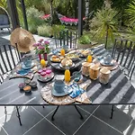 Couette-café Escale Et Bien-être 4*