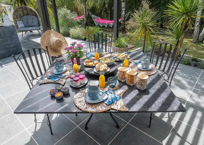 Alojamento de Acomodação e Pequeno-almoço Escale Et Bien-être 3*