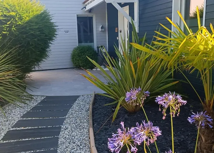 Alojamento de Acomodação e Pequeno-almoço Escale Et Bien-être Pornic